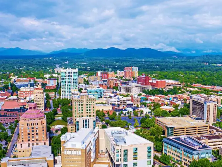 The Best Airports Near Great Smoky Mountains National Park