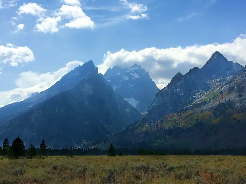 Cathedral-Group-Turnout-Grand-teton-National-Park-scenic-drive