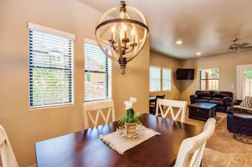 Complete Guide to the Best Airbnb Zion National Park Contemporary Condo airbnb near Zion National Park Springdale Utah