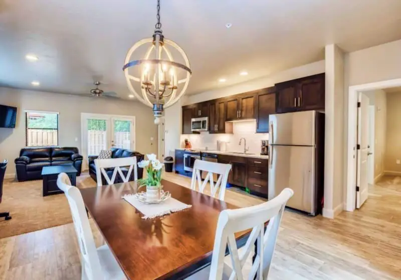 Complete Guide to the Best Airbnb Zion National Park Contemporary Condo airbnb near Zion National Park Springdale Utah