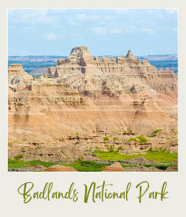 Expansive Badlands Vista in South Dakota