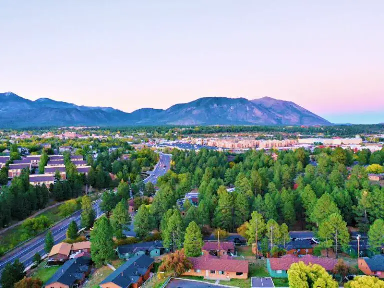 The Best Airports Near The Grand Canyon   Flagstaff 768x576 