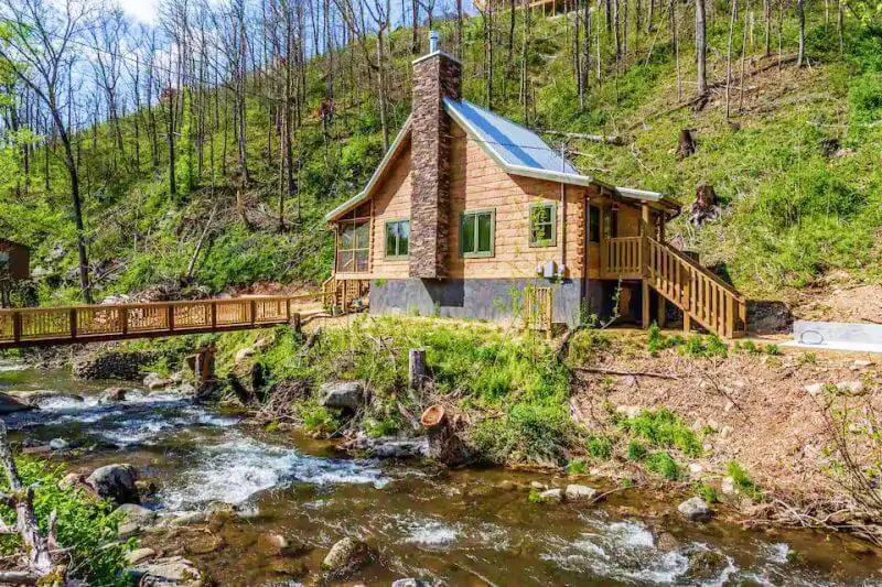 Fork Farmhouse Airbnb Gatlinburg Tennessee_Great Smoky Mountains National Park