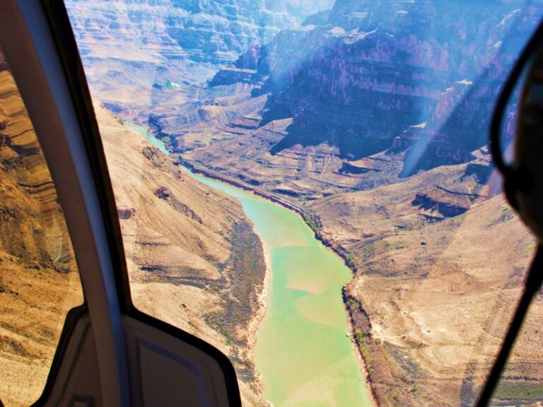 Grand Canyon Airport 768x576 