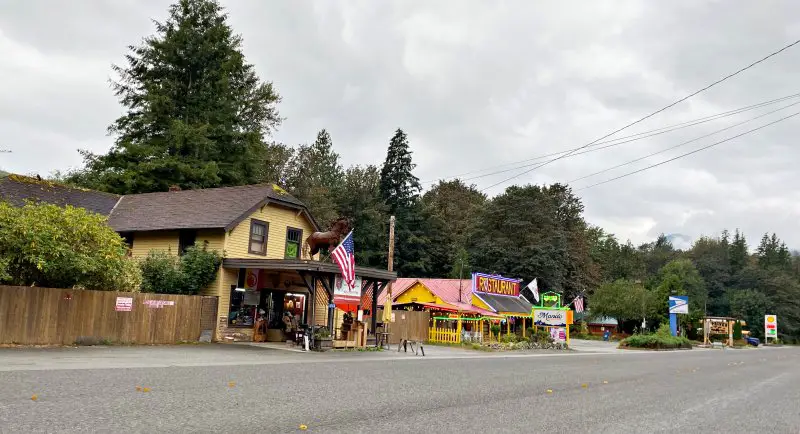 yellow buildings on side of road in Marblemount near North Cascades National Park