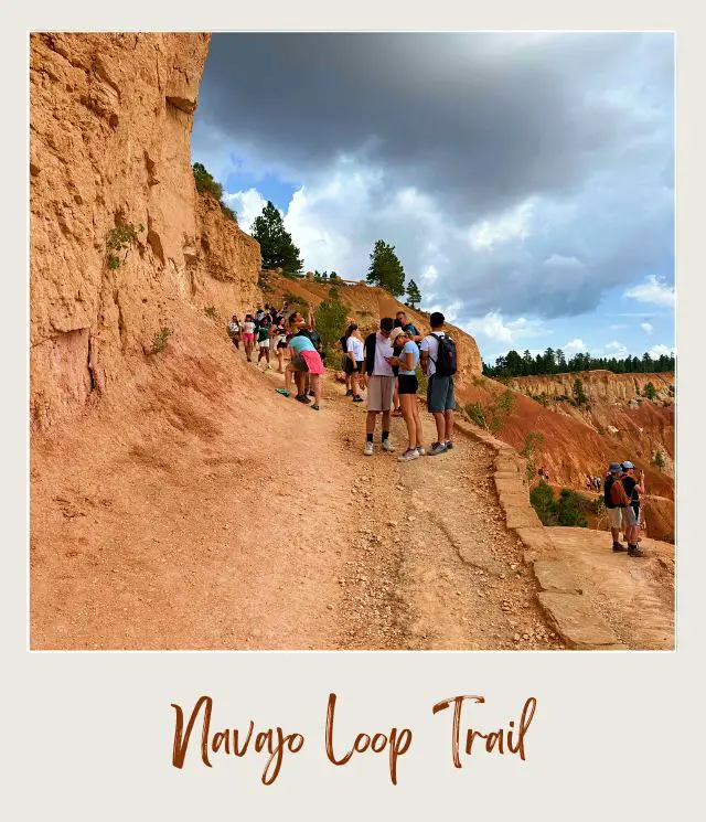People in Navajo Loop Trail Bryce Canyon National Park