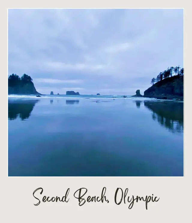 La Push Second Beach, Washington State: Complete Guide Blue sea with waves along side of the iconic rock formation in the Olympic National Park.