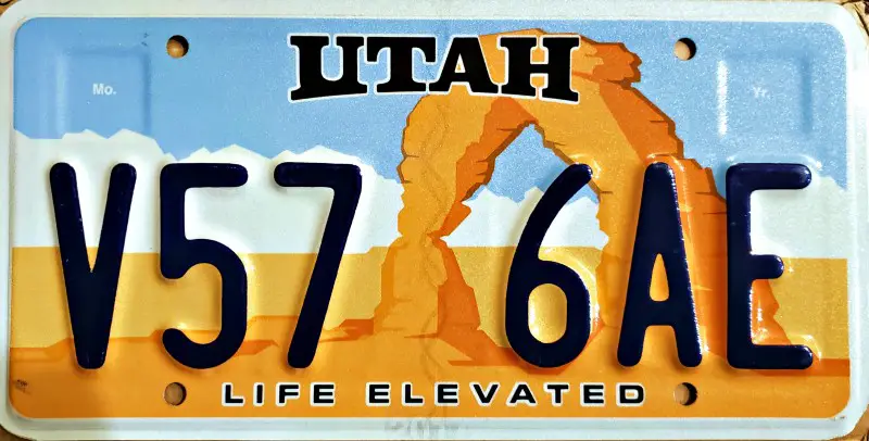 Utah License plate with delicate Arch on it